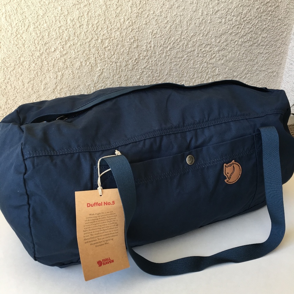 NWT Fjall Raven Duffel No 5 - Navy